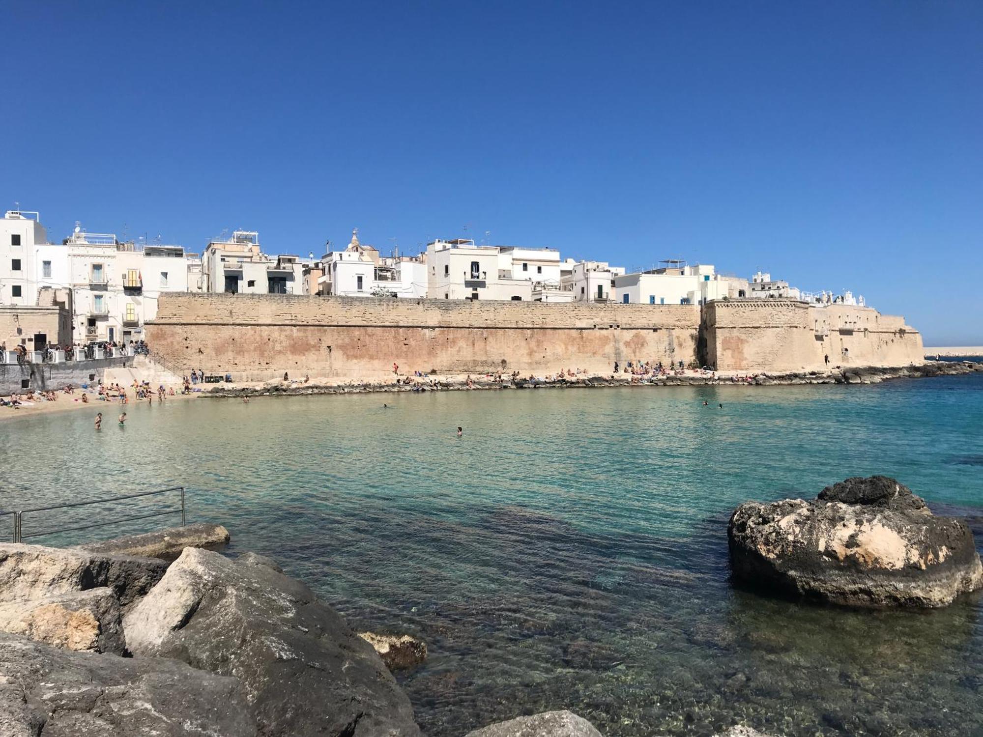 Appartamento Dimora Nel Vico Monopoli Esterno foto